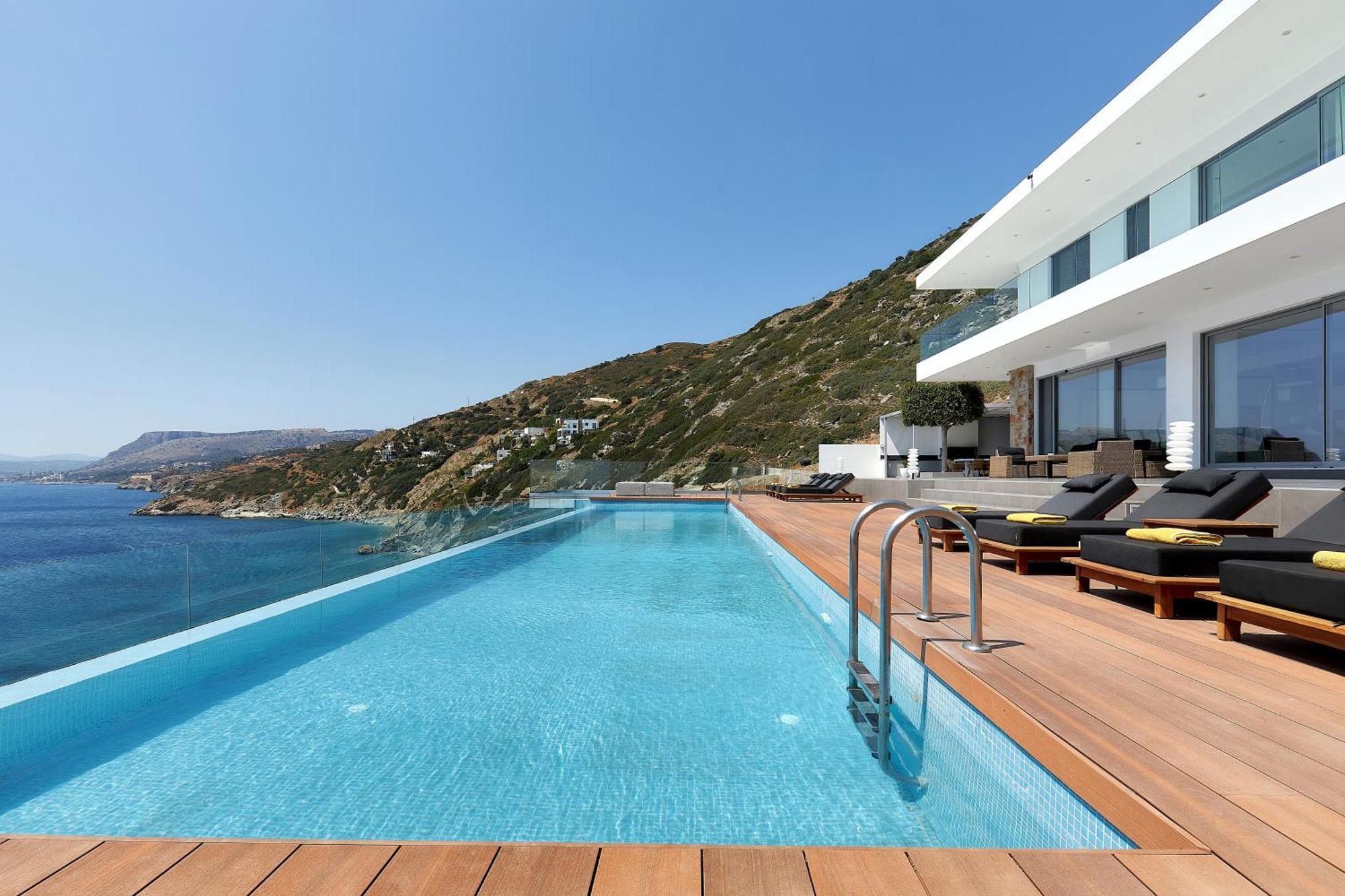 Beachfront Villa In Crete - Epavli Luxury Villa Agia Pelagia 외부 사진
